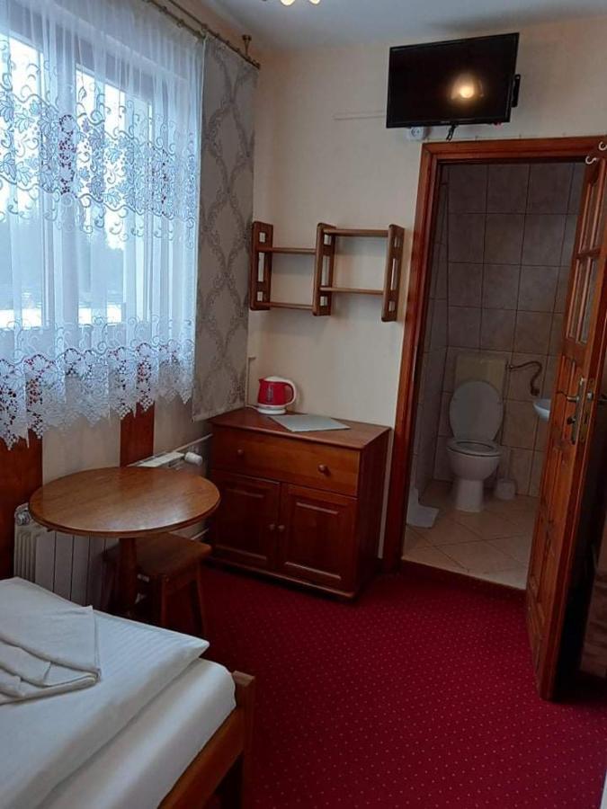 Pokoje Goscinne U Bronka Ciche Małe Esterno foto