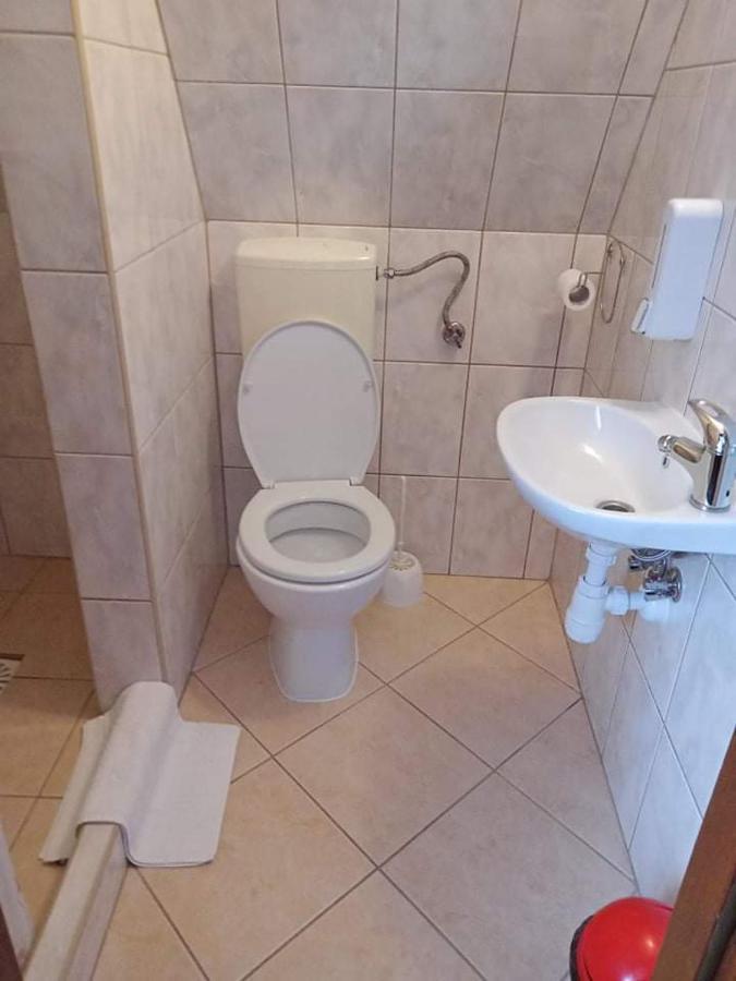 Pokoje Goscinne U Bronka Ciche Małe Esterno foto